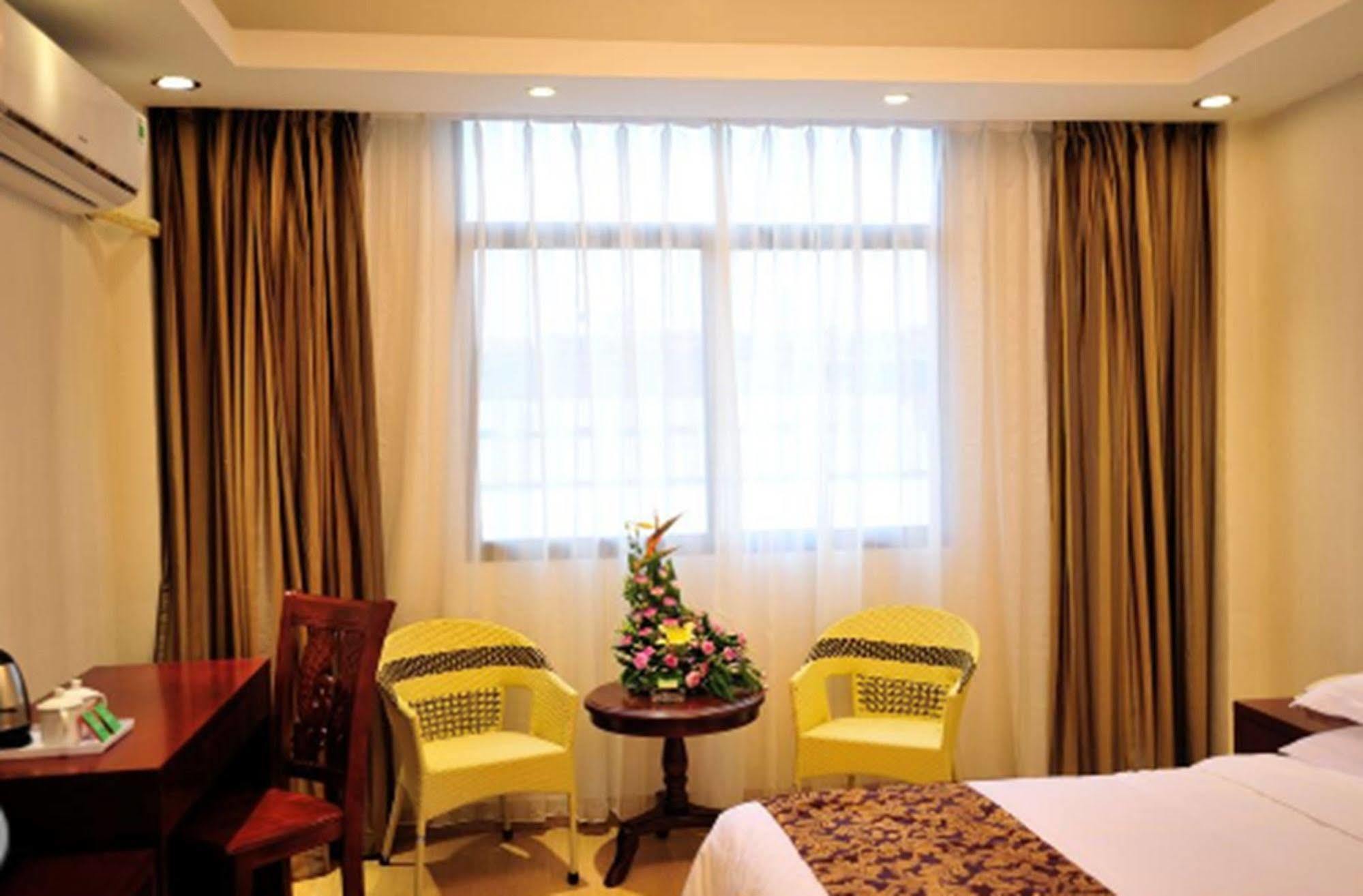 Jian Guo Grand Hotel Ban Si Khay 외부 사진
